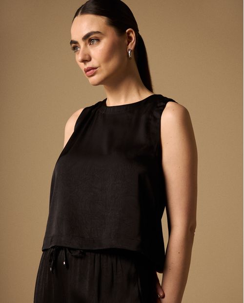 Camisa Sin Mangas con Detalle Posterior