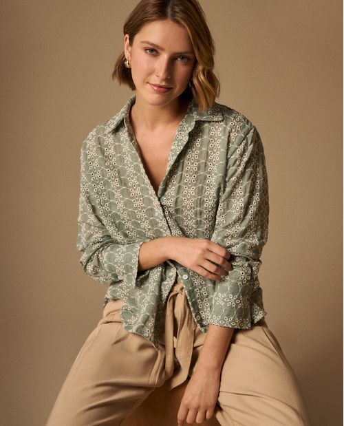 Camisa con Bordado Inglés Calado