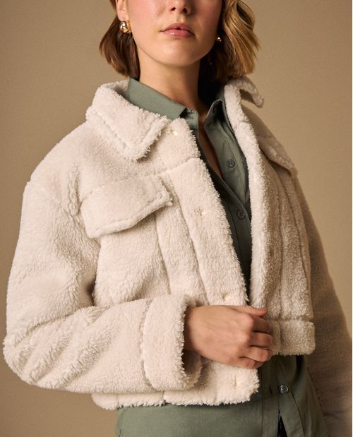 Chaqueta Sherpa Crudo con Textura Premium