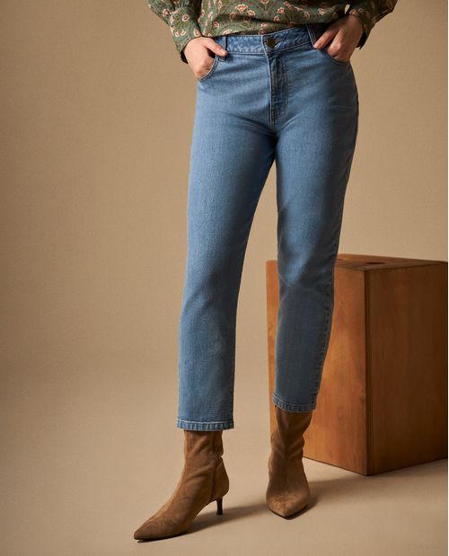 Jean Mom Azul Claro Tiro Alto