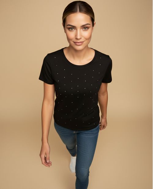 Camiseta con Aplicaciones Metálicas