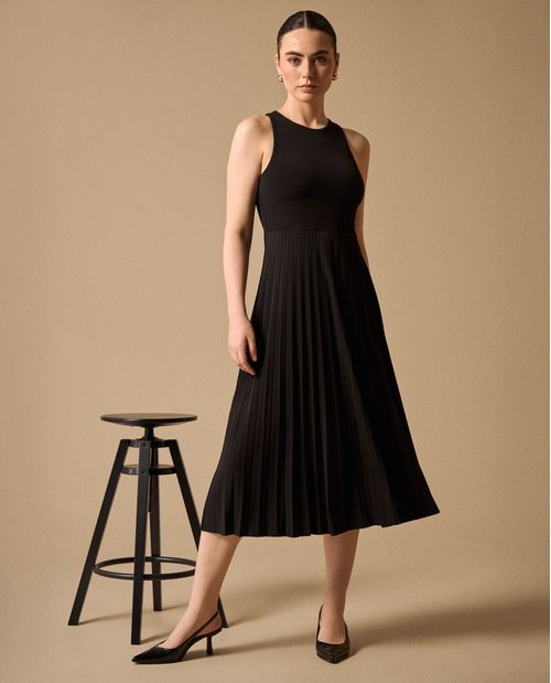 Vestido Midi con Falda Plisada