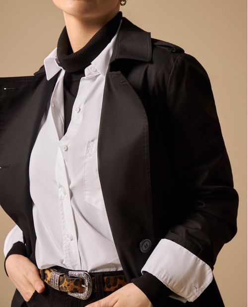 Trench Azul Bahía con Cinturón Ajustable