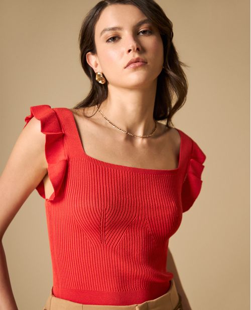 Camiseta tejida con volantes en hombros para mujer