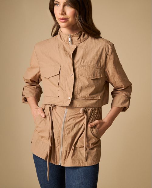 Chaqueta utility con cinturón ajustable para mujer