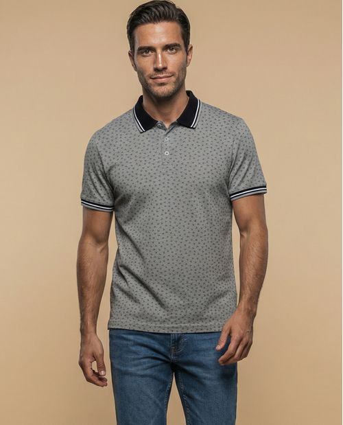 Polo manga corta con detalles contrastantes para hombre