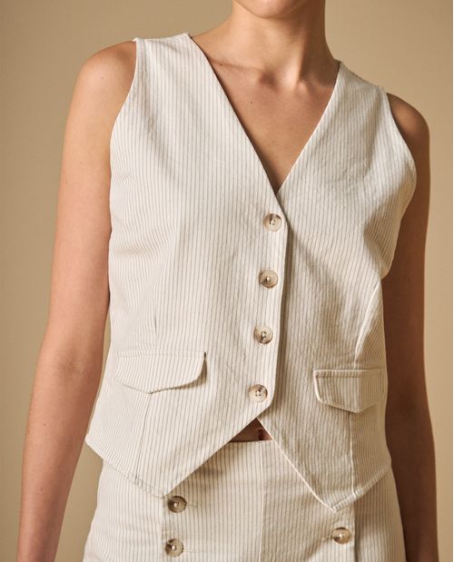 Chaleco estructurado con escote V y bolsillos frontales para mujer