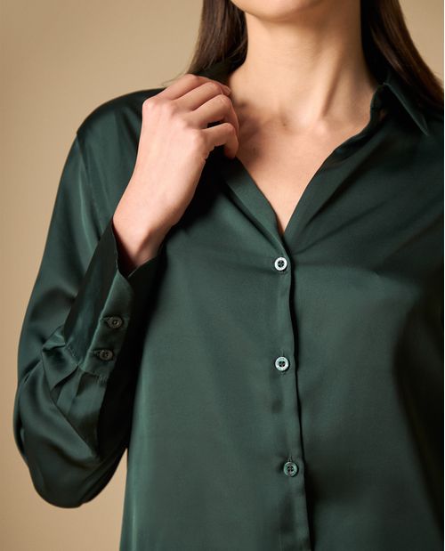 Camisa clásica manga larga con cuello tradicional para mujer