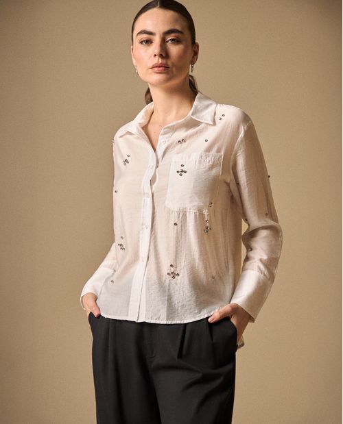 Camisa Blanca con Aplicaciones Brillantes
