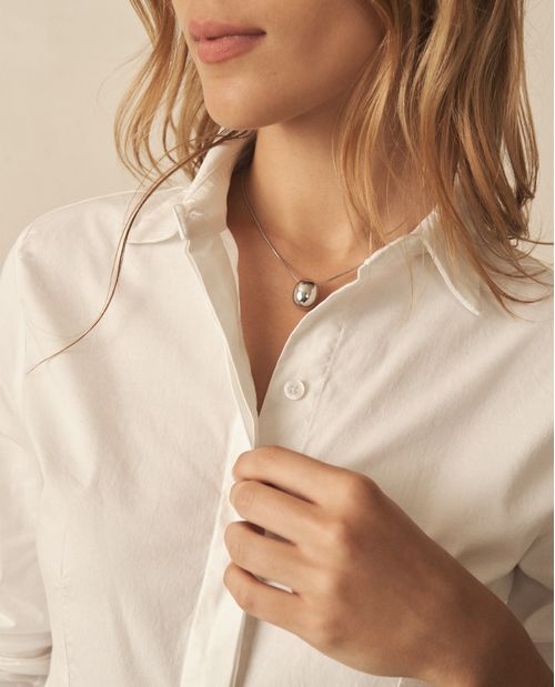 Camisa con cortes en laterales para mujer