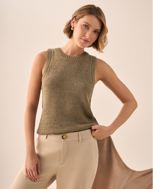 Camiseta Verde con Detalles de Crochet