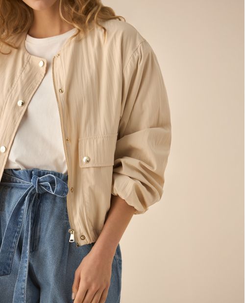 Chaqueta abierta de cuello redondo para mujer