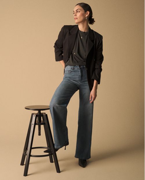 Blazer Negro Oversized con Solapas Amplias