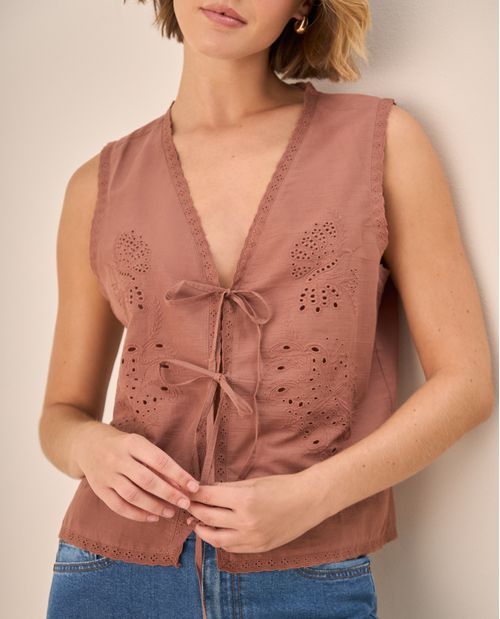 Camisa Bordada con Lazos Café Ladrillo