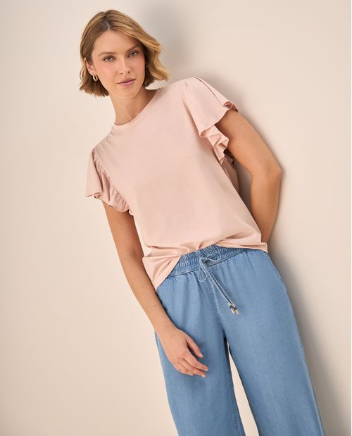 Camiseta Rosa con Volantes Románticos