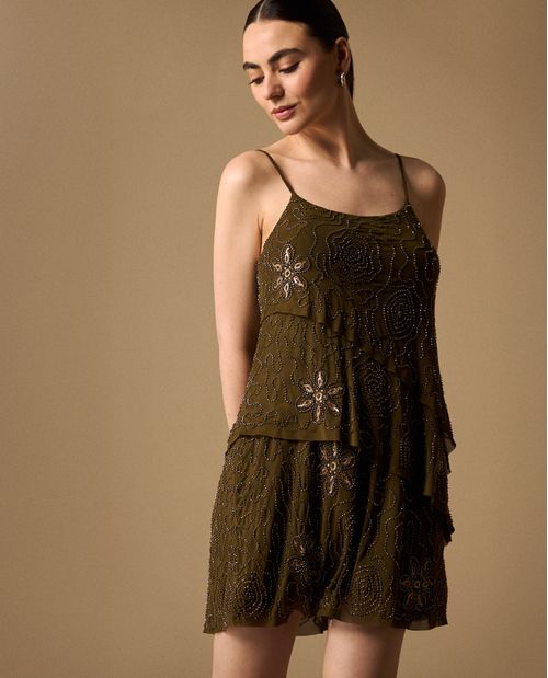 Vestido Bordado con Aplicaciones Florales