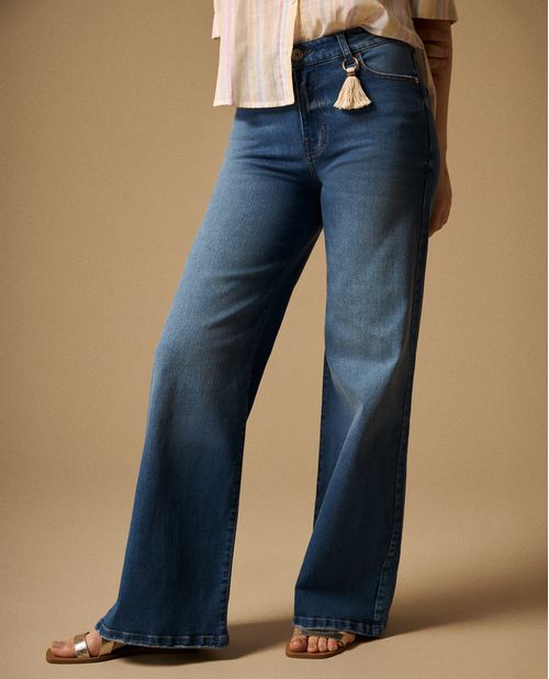 Jean Flared Azul con Silueta Retro