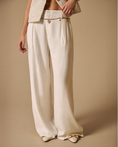 Pantalón Wide Leg con Cadena Dorada