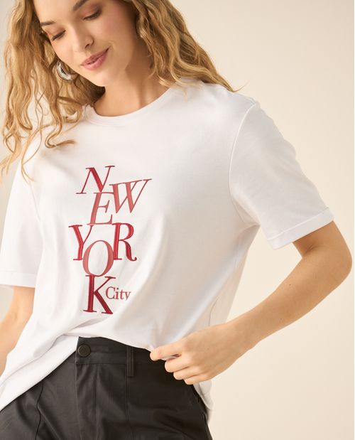 Camiseta manga corta con estampado al frente para mujer