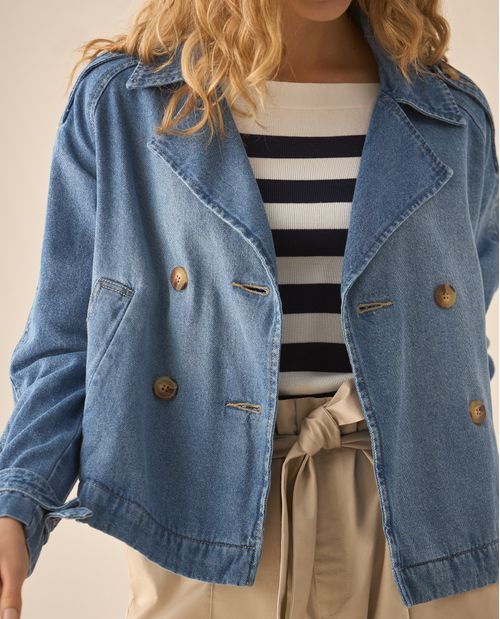 Chaqueta en denim tono medio para mujer
