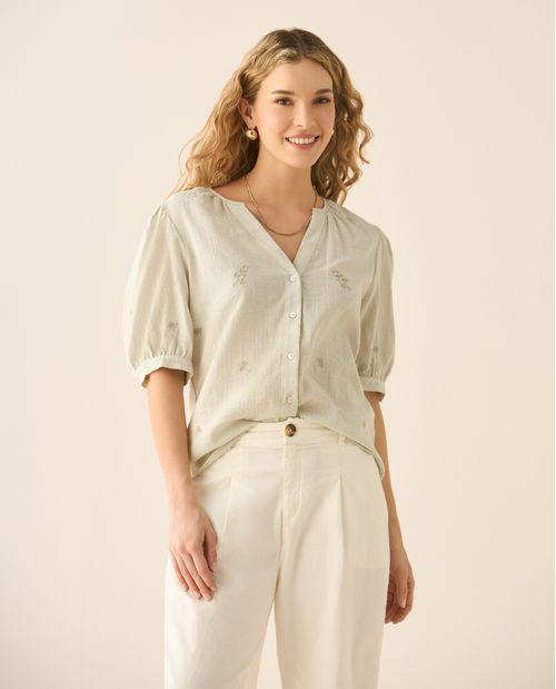 Camisa cuello nerú con bordados para mujer