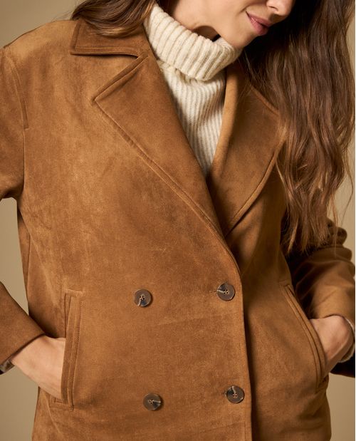 Chaqueta cruzada con botones dobles