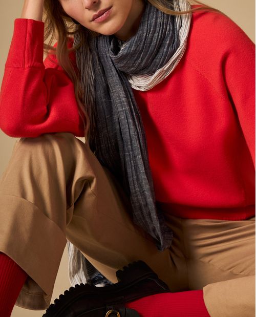 Cárdigan de hombro caído con silueta relajada