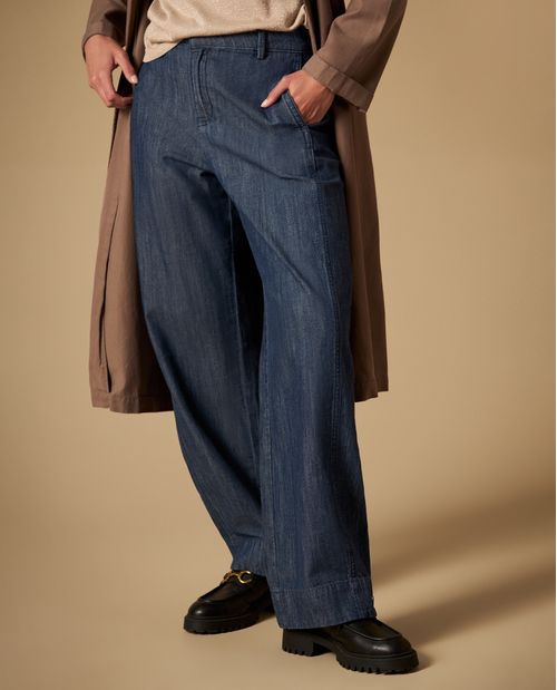 Jean barrel tiro medio silueta curva