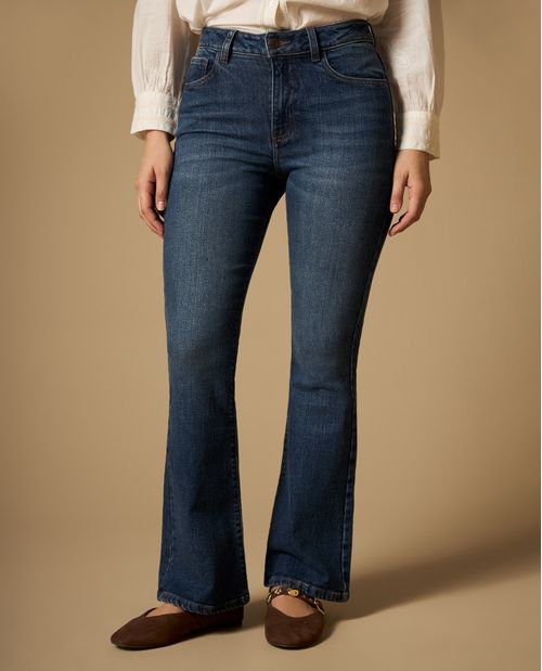 Jean flare largo regular tiro medio
