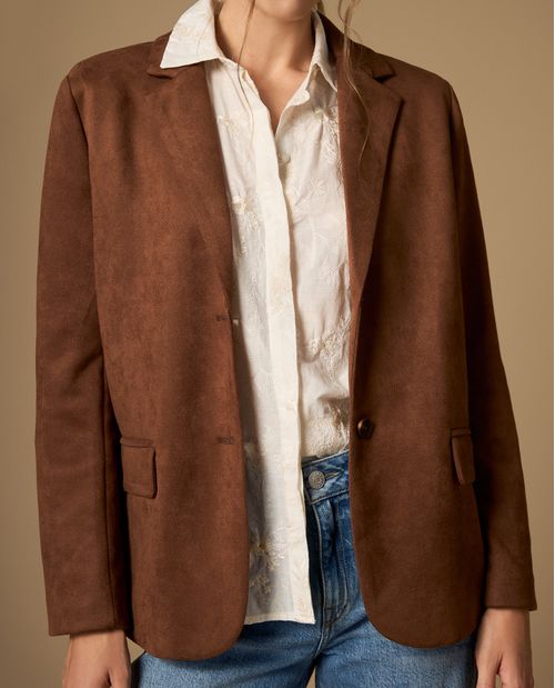 Blazer con solapas y cierre de botón silueta trench
