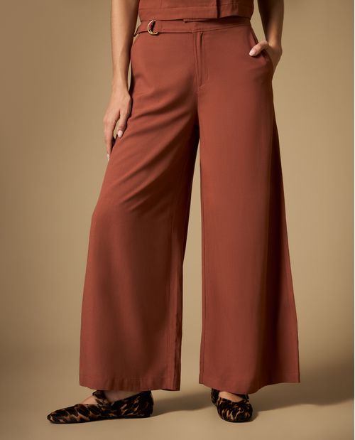 Pantalón culotte de tejido ligero con caída fluida