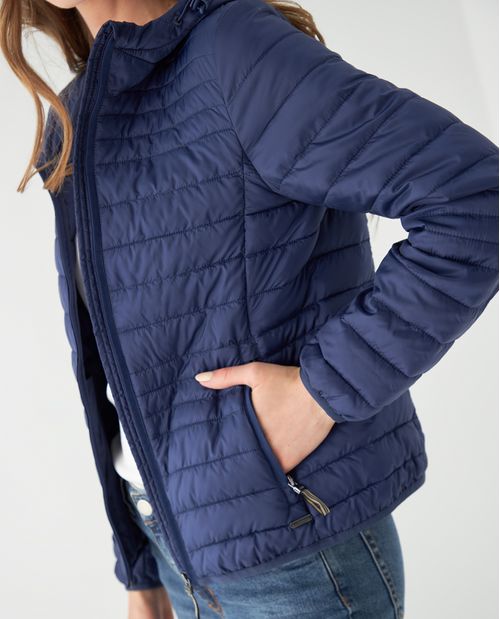 Chaqueta acolchada con capucha y cierre frontal