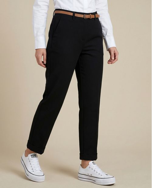 Pantalón straight con pinzas y ruedo doblado