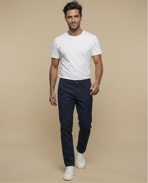Pantalón chino corte recto tiro medio