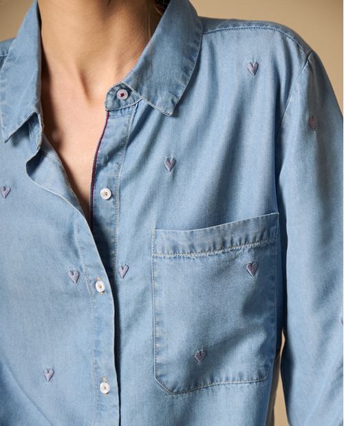 Camisa bordada manga larga cuello camisero