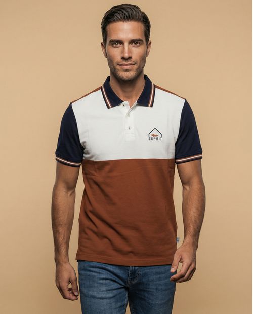 Polo manga corta con diseño tricolor en bloques
