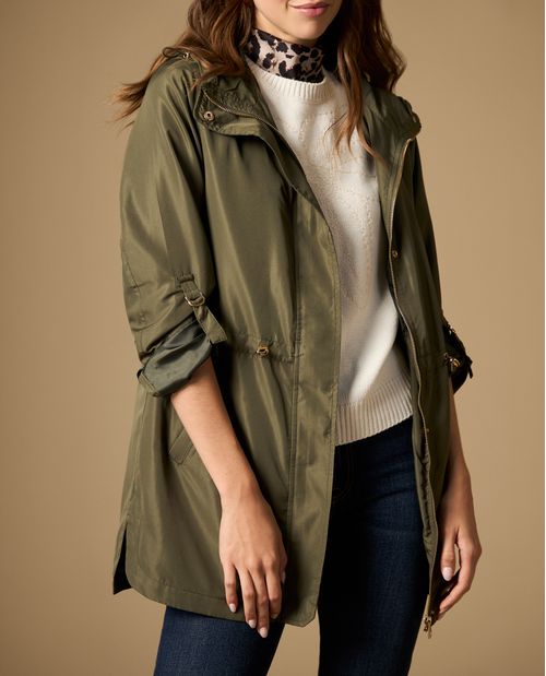 Chaqueta con ajuste en cintura y largo medio