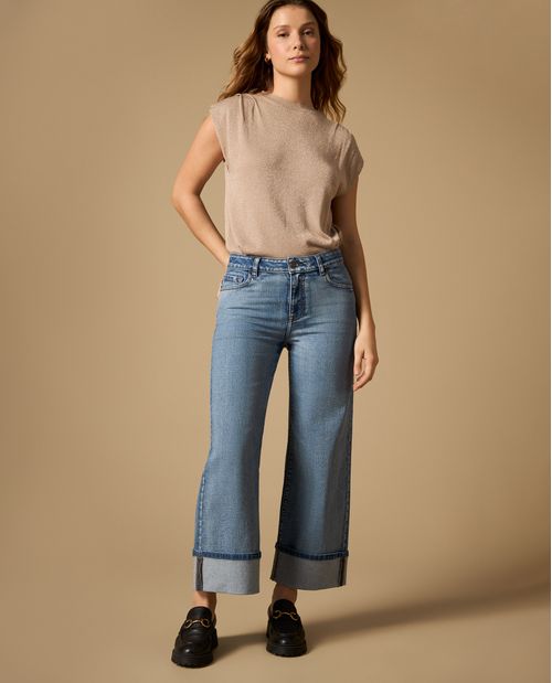 Jean wide leg con ruedo doblado