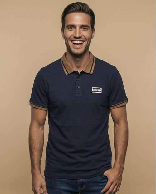 Polo manga corta con ribetes en contraste para hombre