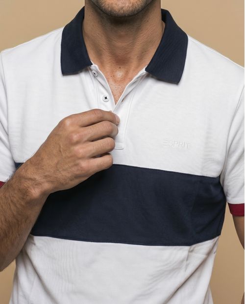 Polo manga corta con diseño en bloques de color para hombre