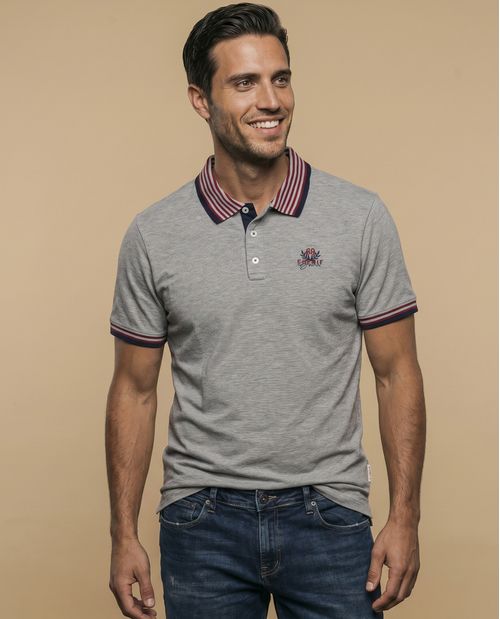 Polo clásico botones
