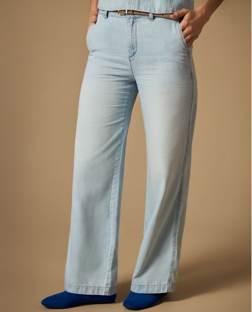 Jean wide leg denim liviano con cinturón