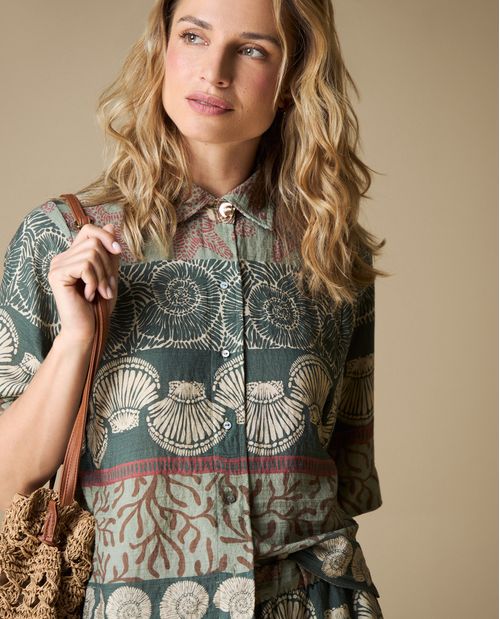 Camisa estampada manga corta