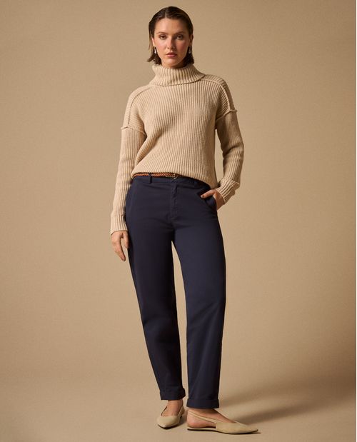 Pantalón bota recta de tiro alto