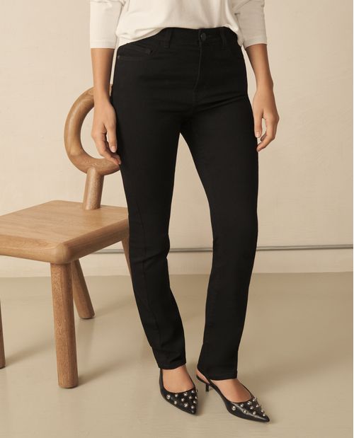 Jean slim en tono negro